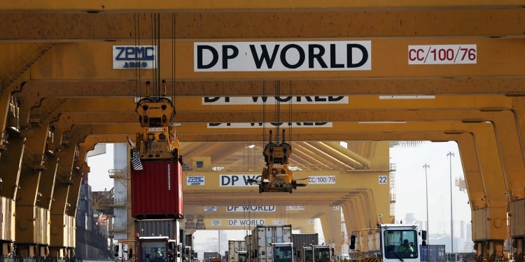 DP World Enhances Incentives for Rail Freight Shift, Aiming for Greener UK Logistics