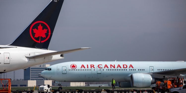 Air Canada Forecasts Accelerated Cargo Recovery in 2024 Amid Fleet Expansion
