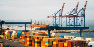 Digital Triumph: Dubai Trade Surpasses 300 Million Transactions, Revolutionizing Logistics Landscape