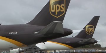 UPS Takes Flight: Secures New Primary Air Cargo Contract with USPS