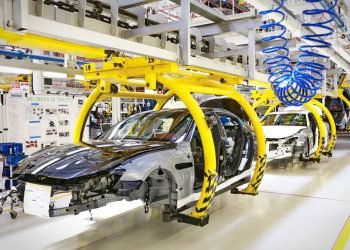 Automotive Industry and Logistics Firms Forge PBV Partnerships