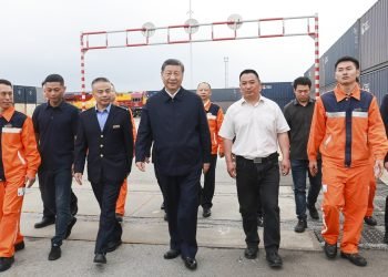 Xi Visits Logistics Hub in Chongqing, China