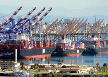 Major US Ports Face Labor Negotiations Amidst Backlog