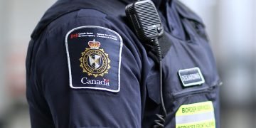 Canada Border Agents Threaten Strike, Raising Concerns for Global Supply Chains