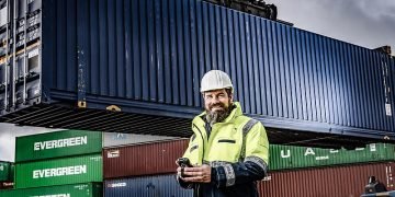 The Box Whisperer: Tech Startup Revolutionizes Container Repair with AI-Powered Diagnostics