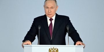 Putin Warns of Potential New Missile Crisis Amid U.S.-Russia Tensions