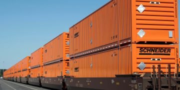Schneider Announces Expansion of Intermodal Services