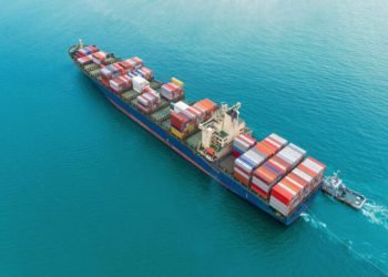 Ocean Cargo Industry Faces New Challenges Amid Record Demand and Safety Incidents