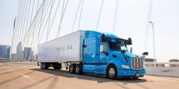 Autonomous Trucks Hit the Road in California: Pilot Program Tests Safety and Efficiency