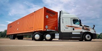 Schneider National Expands Intermodal Operations