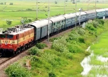 Indian Railways Sees Growth in Freight Transportation with Dedicated Corridors