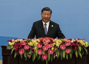 China Confident in Economic Growth, Announces 100 Billion Yuan Early Investment