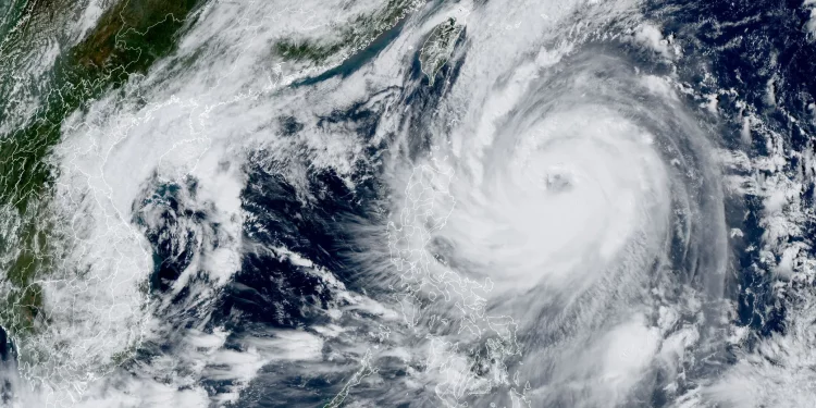 Super Typhoon Kong-rey Poised to Strike Taiwan with Devastating Force