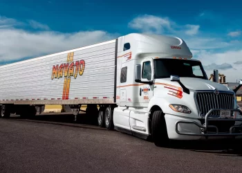 Navajo Express Expands its Fleet for Specialized Cargo