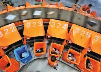 China’s E-commerce Parcel Volume Surpasses 150 Billion in 2024