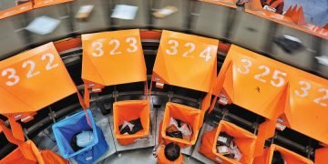 China’s E-commerce Parcel Volume Surpasses 150 Billion in 2024