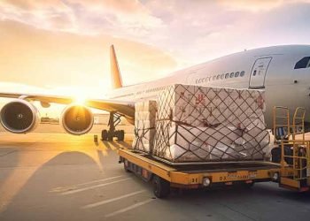 Air Freight Industry Faces Challenges Amid E-commerce Boom and Policy Changes