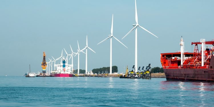 The Future of Shipping and Logistics in 2025 and Beyond