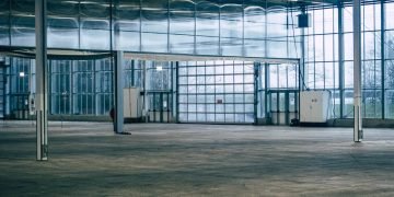 The Booming Healthcare Logistics Market: Trends and Innovations