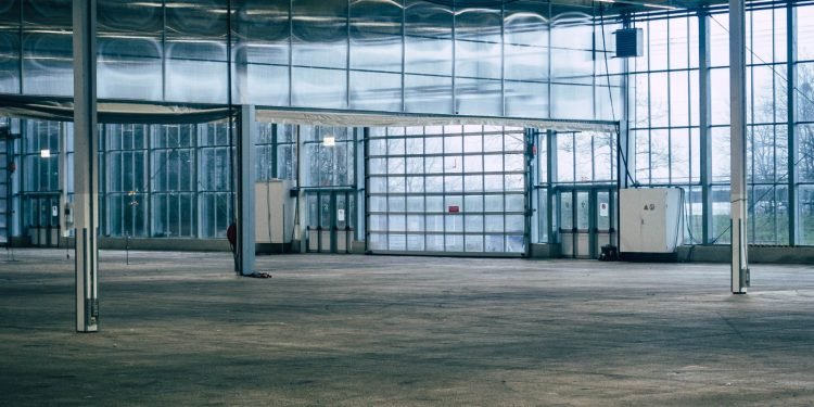 The Booming Healthcare Logistics Market: Trends and Innovations