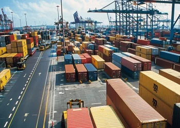 Fitch Upgrades Global Container Shipping Outlook to ‘Stable’