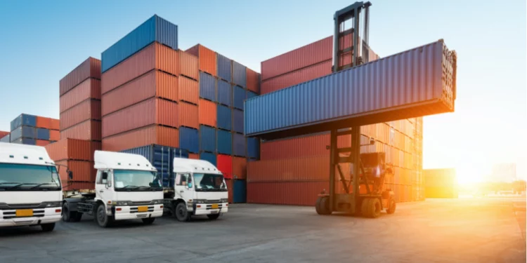 Logistics Industry Eyes Optimistic 2025 Amid Challenges