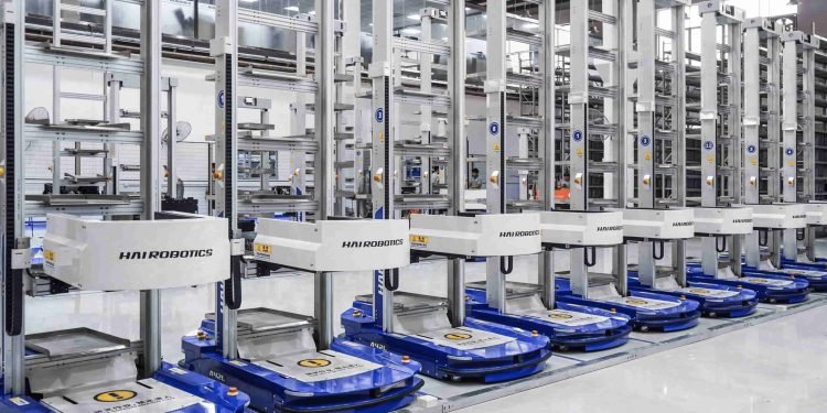 TME Partners with Hai Robotics: A Leap Forward in Warehouse Automation