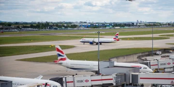 UK Government Endorses Third Runway at Heathrow Airport to Boost Economic Growth