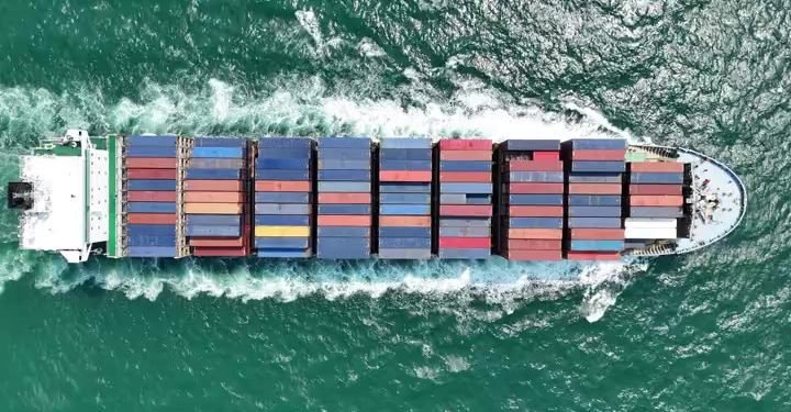 Global Shipping Report Shows Strong Import Levels for Late 2024