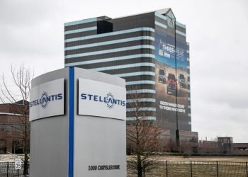 Stellantis to Close Detroit Warehouse Amid Logistics Shift