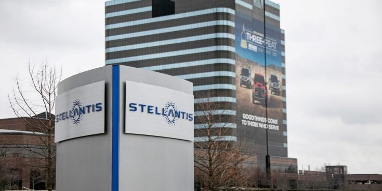Stellantis to Close Detroit Warehouse Amid Logistics Shift