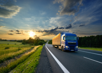 Sunset Transportation Highlights Key Strategies for Optimizing Mexico-U.S. Cross-Border Logistics in 2025