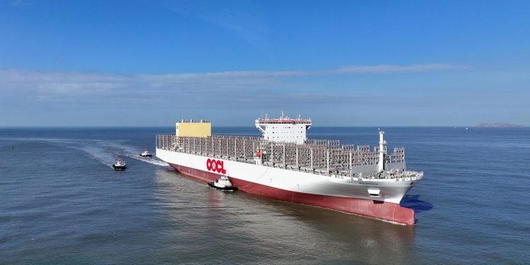 OOCL Unveils Its First NeoPanamax Vessel, “OOCL Bauhinia”