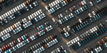 Innovating Finished Vehicle Logistics to Tackle Complexity