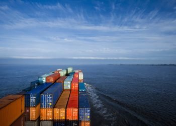 Three Potential Scenarios for Container Transport in 2025