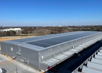 Japan Benex Installs 2.1 MW Solar Array on Logistics Facility Roof