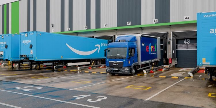 Amazon Relay: Revolutionizing Freight Logistics with Flexible Solutions