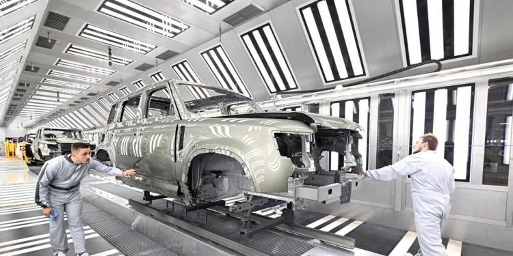 Automotive Logistics in Central and Eastern Europe Faces Supply Chain Shifts