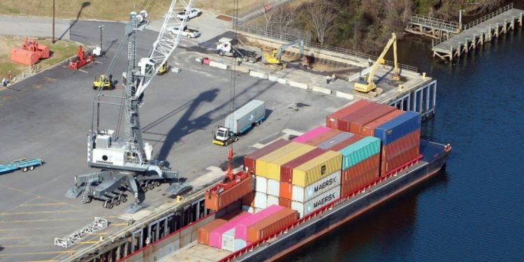 Virginia Enhances Air-Sea-Land Logistics Infrastructure, Surpassing Maryland