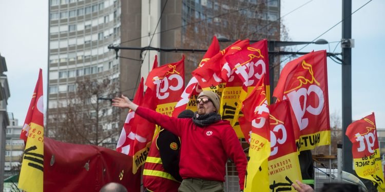 Port Strikes in France Threaten to Disrupt Rail Freight Flows Across Europe