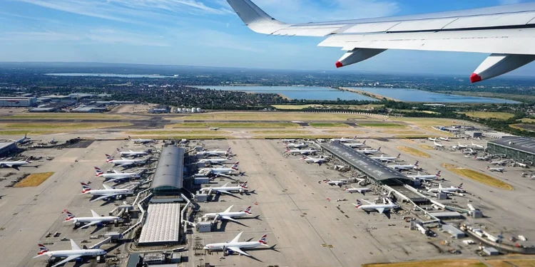 Calls for UK Government Support in Gatwick Airport Expansion to Boost Trade