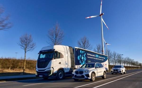 BMW’s Dual Approach to Hydrogen: Fuel Cells and Combustion Engines in Sustainable Logistics