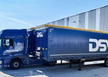 DSV Predicts Market Volatility Despite Air Cargo Improvements in 2024