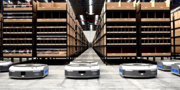 Autonomous Mobile Robots Transforming Logistics and Warehousing: Market to Reach $18.56 Billion by 2032