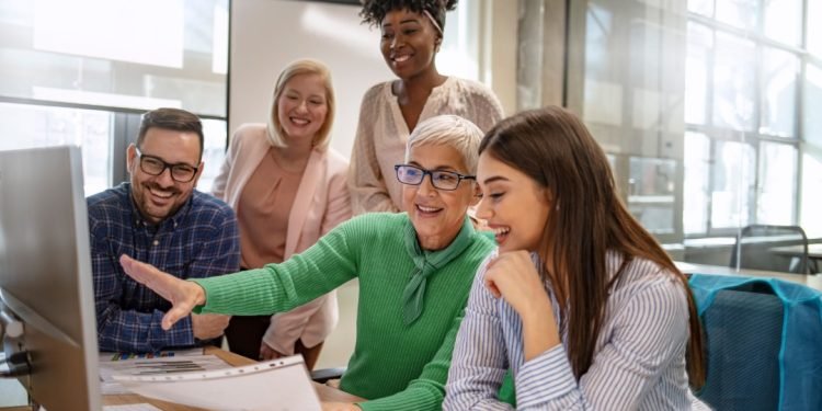 BREAKING BARRIERS: Women Are Shaping the Future of Logistics and Tech