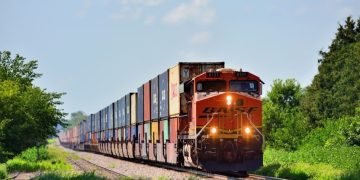 INTERMODAL SHIFT: Navigating Growth and Challenges in the Rail and Trucking Sector