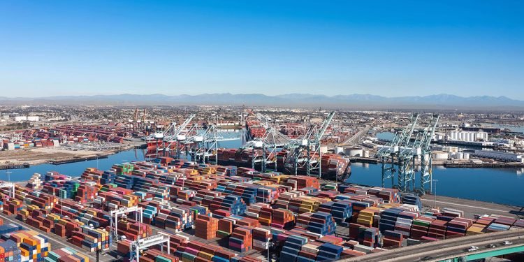 US Port Strike Averted: New Deal Secures Stability for Supply Chains