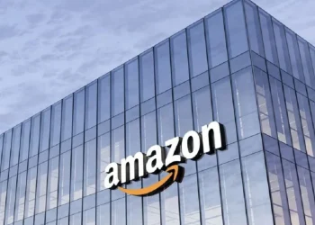 How Amazon Is Redefining Supply Chain Planning Through AI