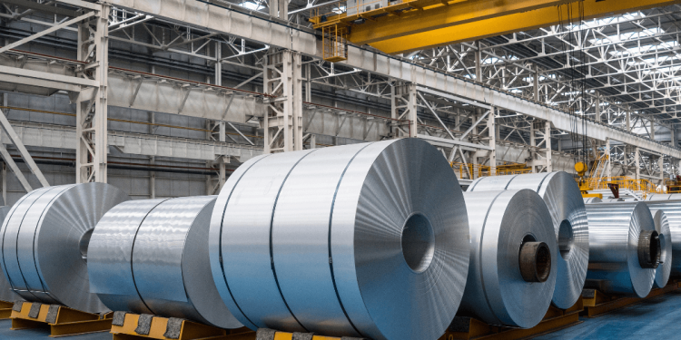 U.S. Reinstates 25% Tariffs on Steel and Aluminum, Escalating Global Trade Tensions