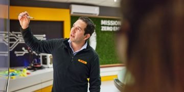 Market Shift: DHL Targets Express Growth to Capture Forwarding Market Share